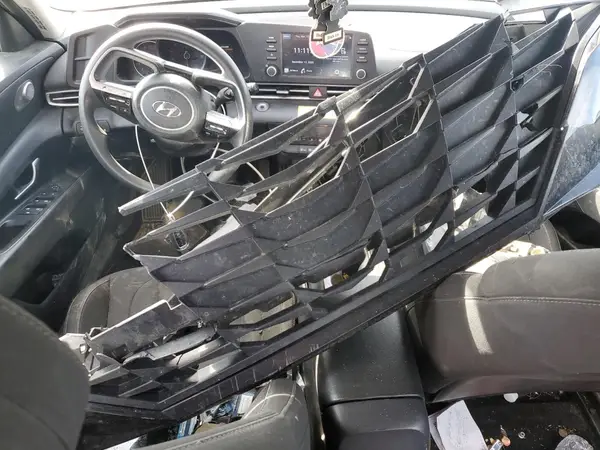 5NPLM4AG8NH061059 2022 HYUNDAI ELANTRA - Image 8