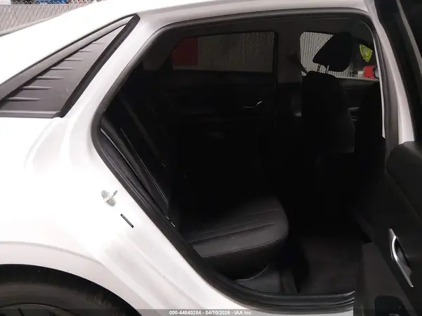 5NPLM4AG8NH068268 2022 HYUNDAI ELANTRA - Image 8