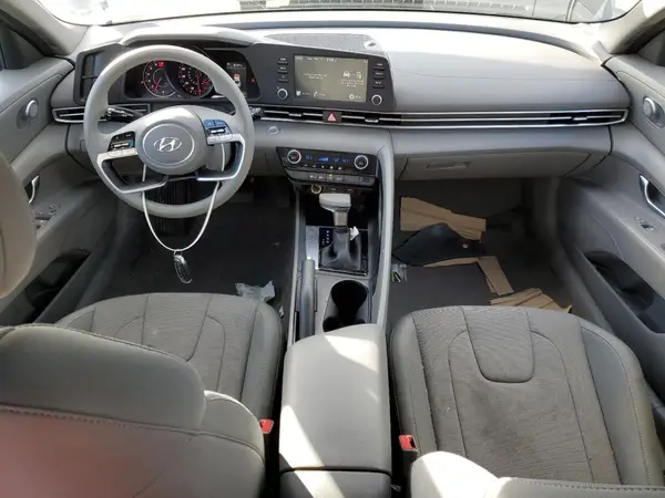 5NPLM4AG8NH070408 2022 HYUNDAI ELANTRA - Image 8