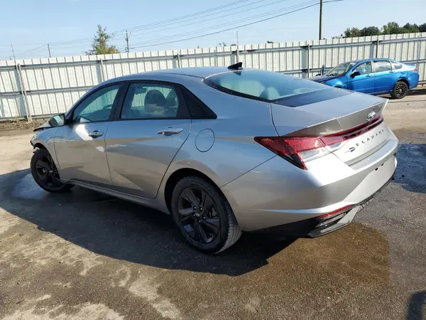 5NPLM4AG8NH070540 2022 HYUNDAI ELANTRA - Image 2