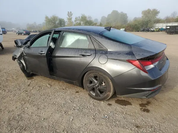 5NPLM4AG8NH071087 2022 HYUNDAI ELANTRA - Image 2
