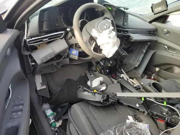 5NPLM4AG8NH071087 2022 HYUNDAI ELANTRA - Image 8