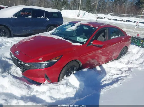 5NPLM4AG8NH071283 2022 HYUNDAI ELANTRA - Image 2