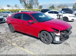 5NPLM4AG8NH071302 2022 HYUNDAI ELANTRA