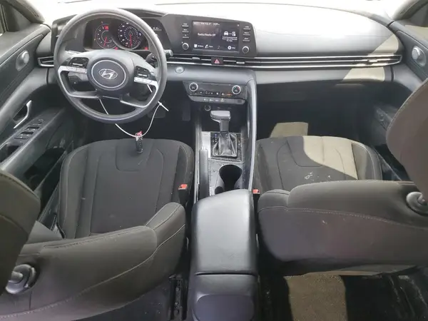 5NPLM4AG8NH074829 2022 HYUNDAI ELANTRA - Image 8