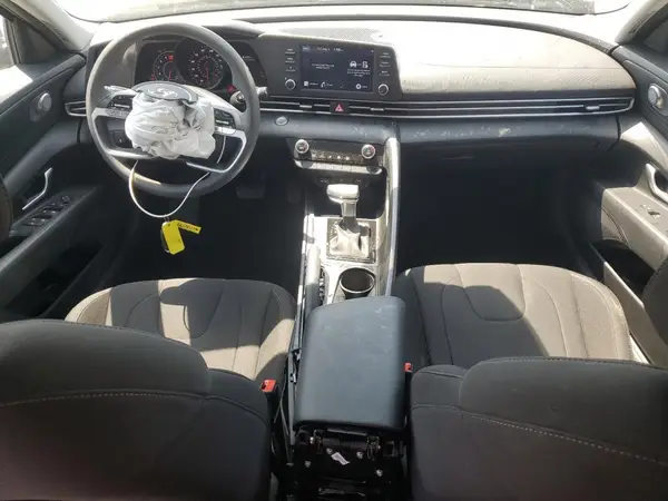 5NPLM4AG8NH078072 2022 HYUNDAI ELANTRA - Image 8