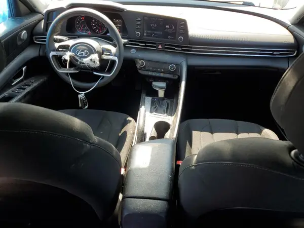 5NPLM4AG8NH080145 2022 HYUNDAI ELANTRA - Image 8