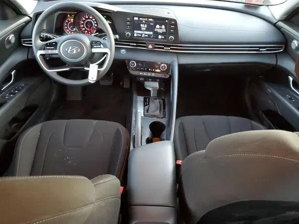 5NPLM4AG8NH083787 2022 HYUNDAI ELANTRA - Image 8