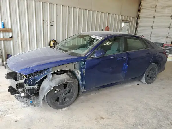 5NPLM4AG8NH086088 2022 HYUNDAI ELANTRA - Image 1