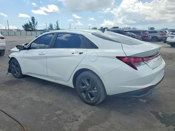 5NPLM4AG8PH090273 2023 HYUNDAI ELANTRA - Image 2