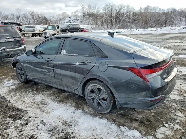 5NPLM4AG8PH094145 2023 HYUNDAI ELANTRA - Image 2