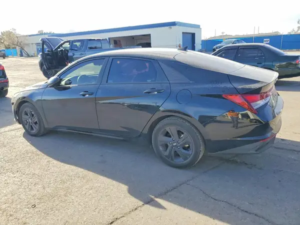 5NPLM4AG8PH094503 2023 HYUNDAI ELANTRA - Image 2