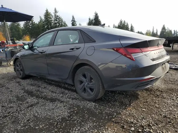 5NPLM4AG8PH095943 2023 HYUNDAI ELANTRA - Image 2