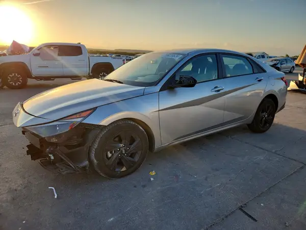 5NPLM4AG8PH103989 2023 HYUNDAI ELANTRA - Image 1