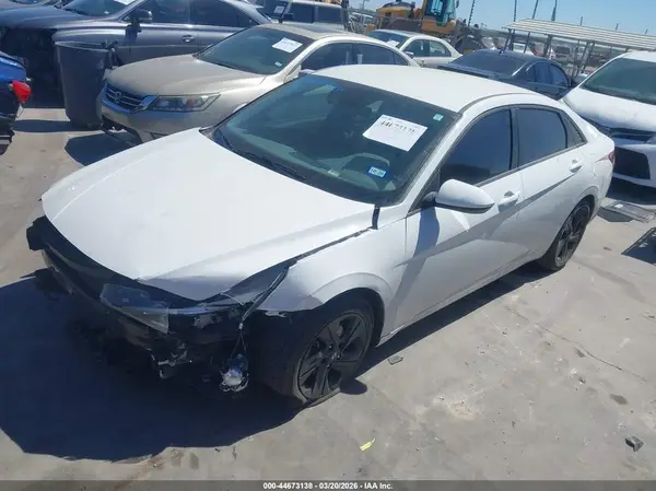 5NPLM4AG8PH105015 2023 HYUNDAI ELANTRA - Image 2
