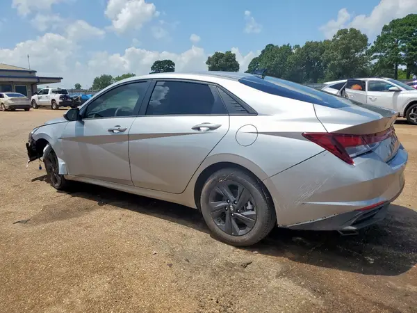 5NPLM4AG8PH110876 2023 HYUNDAI ELANTRA - Image 2
