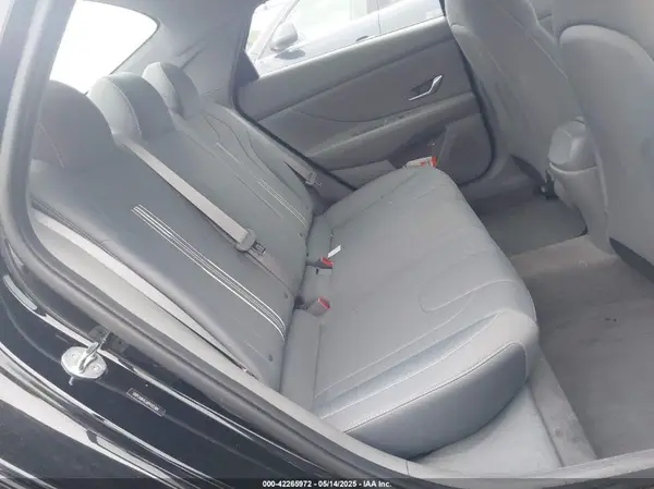 5NPLM4AG8PH112384 2023 HYUNDAI ELANTRA - Image 8