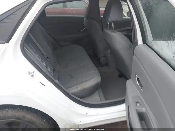 5NPLM4AG8PH112403 2023 HYUNDAI ELANTRA - Image 8