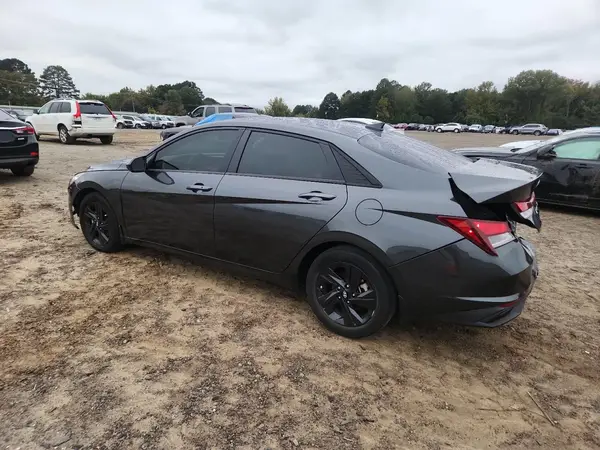 5NPLM4AG8PH118170 2023 HYUNDAI ELANTRA - Image 2