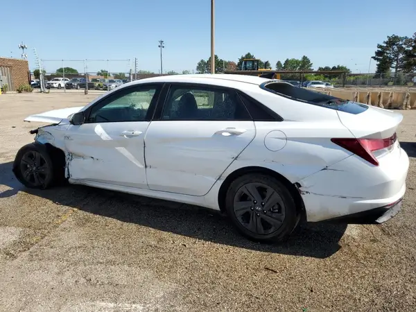 5NPLM4AG9MH000687 2021 HYUNDAI ELANTRA - Image 2