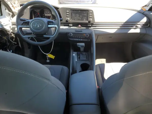 5NPLM4AG9MH000737 2021 HYUNDAI ELANTRA - Image 8