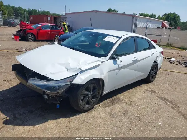 5NPLM4AG9MH003282 2021 HYUNDAI ELANTRA - Image 2