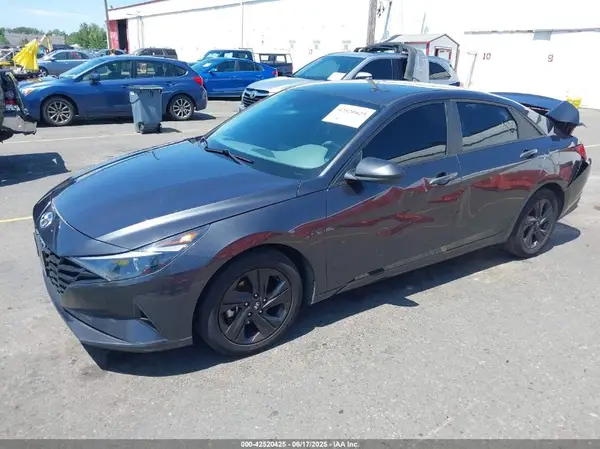 5NPLM4AG9MH012046 2021 HYUNDAI ELANTRA - Image 2