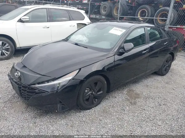 5NPLM4AG9MH018039 2021 HYUNDAI ELANTRA - Image 2