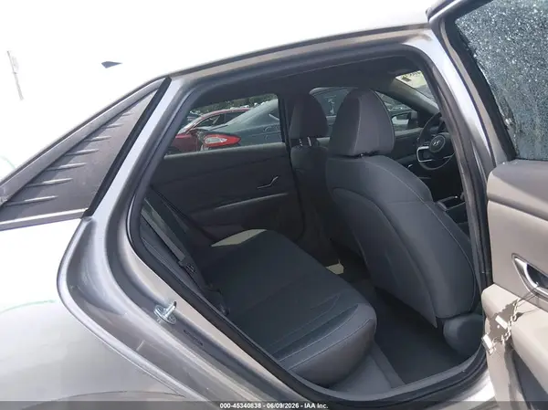 5NPLM4AG9MH023743 2021 HYUNDAI ELANTRA - Image 8