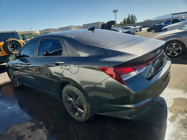 5NPLM4AG9MH025735 2021 HYUNDAI ELANTRA - Image 2