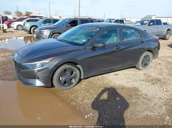 5NPLM4AG9MH032524 2021 HYUNDAI ELANTRA - Image 2