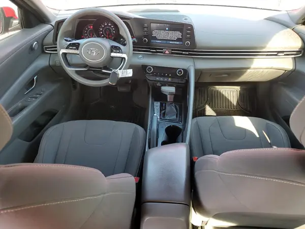 5NPLM4AG9MH033284 2021 HYUNDAI ELANTRA - Image 8