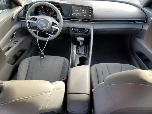 5NPLM4AG9MH035908 2021 HYUNDAI ELANTRA - Image 8