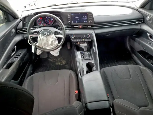 5NPLM4AG9MH036413 2021 HYUNDAI ELANTRA - Image 8