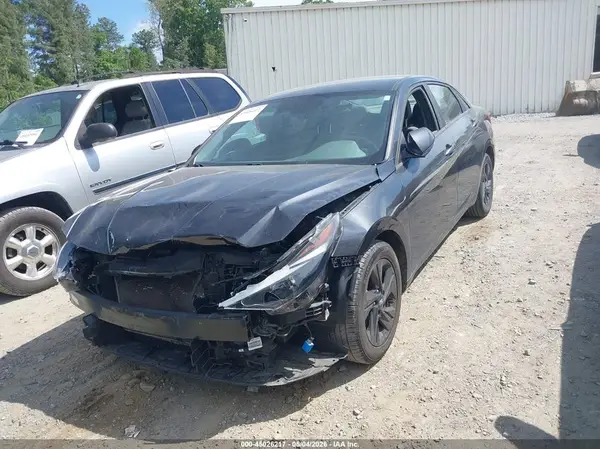 5NPLM4AG9MH036797 2021 HYUNDAI ELANTRA - Image 2