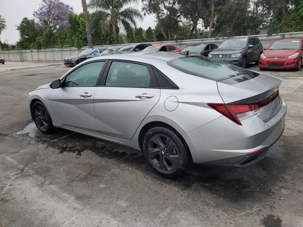 5NPLM4AG9MH037044 2021 HYUNDAI ELANTRA - Image 2