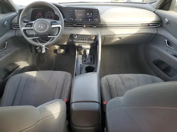 5NPLM4AG9MH037738 2021 HYUNDAI ELANTRA - Image 8