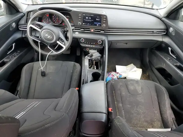 5NPLM4AG9MH038307 2021 HYUNDAI ELANTRA - Image 8