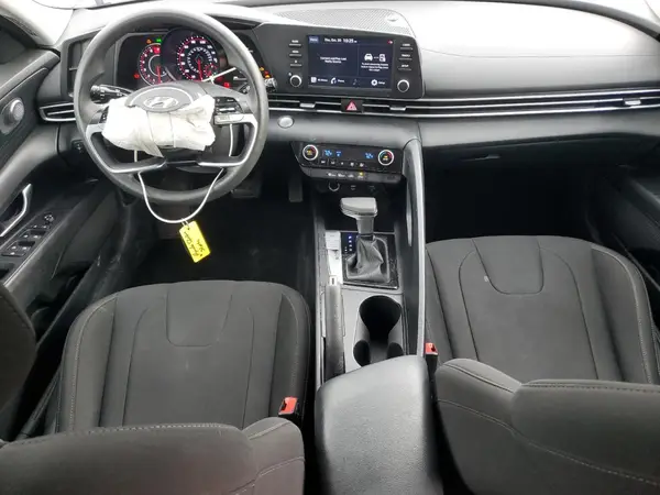 5NPLM4AG9MH038484 2021 HYUNDAI ELANTRA - Image 8
