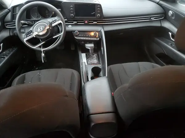 5NPLM4AG9MH043880 2021 HYUNDAI ELANTRA - Image 8