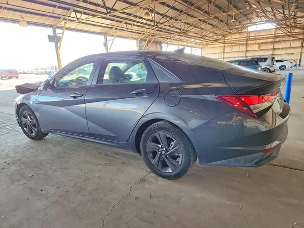 5NPLM4AG9MH044012 2021 HYUNDAI ELANTRA - Image 2