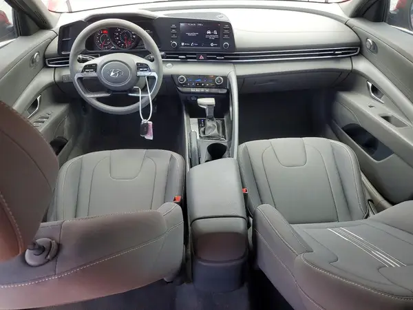 5NPLM4AG9MH045127 2021 HYUNDAI ELANTRA - Image 8