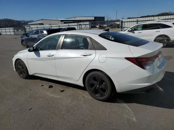 5NPLM4AG9MH045371 2021 HYUNDAI ELANTRA - Image 2