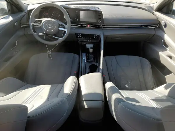 5NPLM4AG9MH045371 2021 HYUNDAI ELANTRA - Image 8
