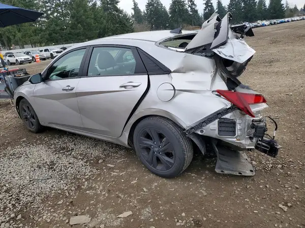 5NPLM4AG9MH051719 2021 HYUNDAI ELANTRA - Image 2