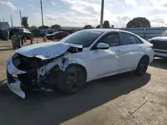 5NPLM4AG9NH053360 2022 HYUNDAI ELANTRA