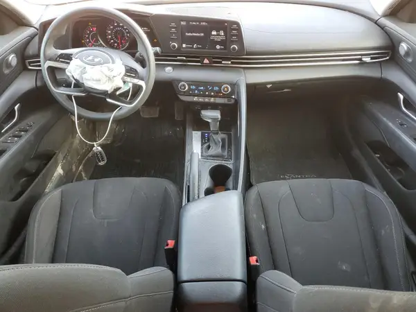5NPLM4AG9NH053472 2022 HYUNDAI ELANTRA - Image 8