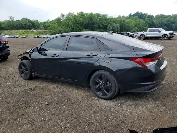 5NPLM4AG9NH057490 2022 HYUNDAI ELANTRA - Image 2