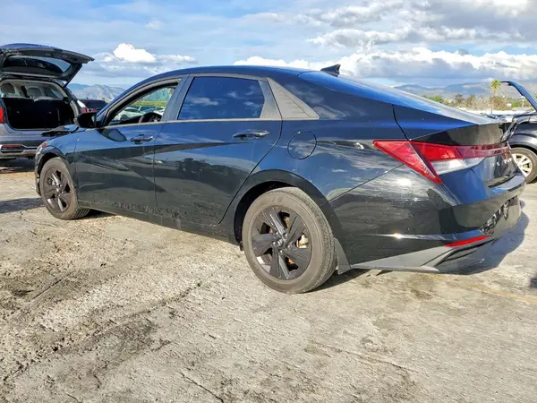 5NPLM4AG9NH058400 2022 HYUNDAI ELANTRA - Image 2