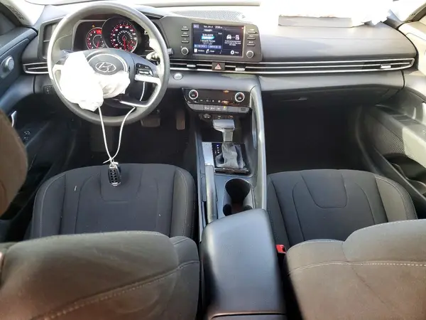 5NPLM4AG9NH058400 2022 HYUNDAI ELANTRA - Image 8